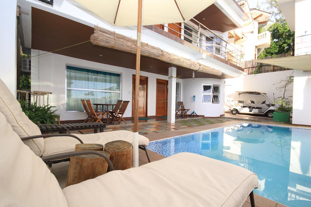 Bluewaves Westcliff Villa Balabag  Exterior foto